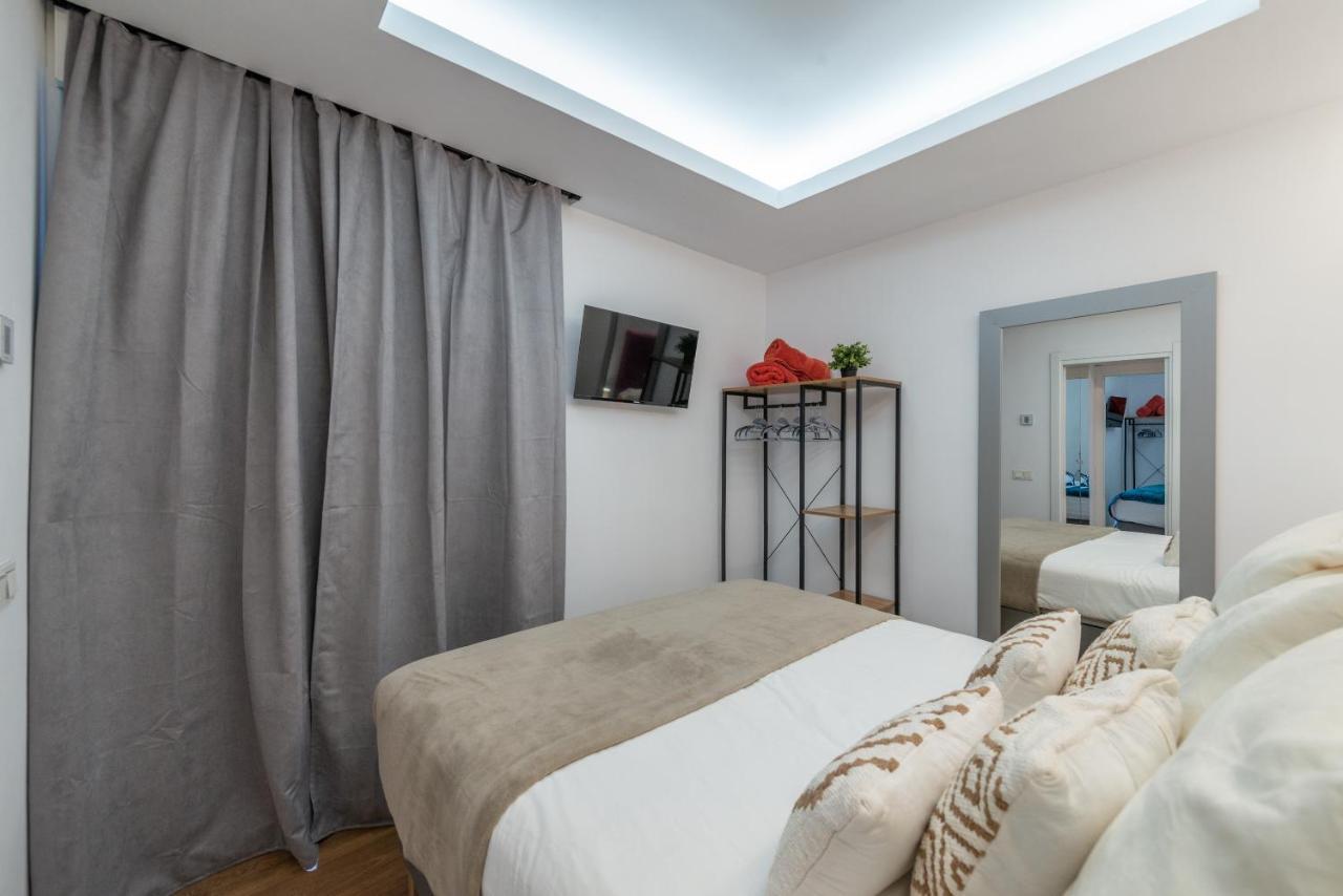 The Heart Of The City, Sol, By Monaro***** Madri Exterior foto
